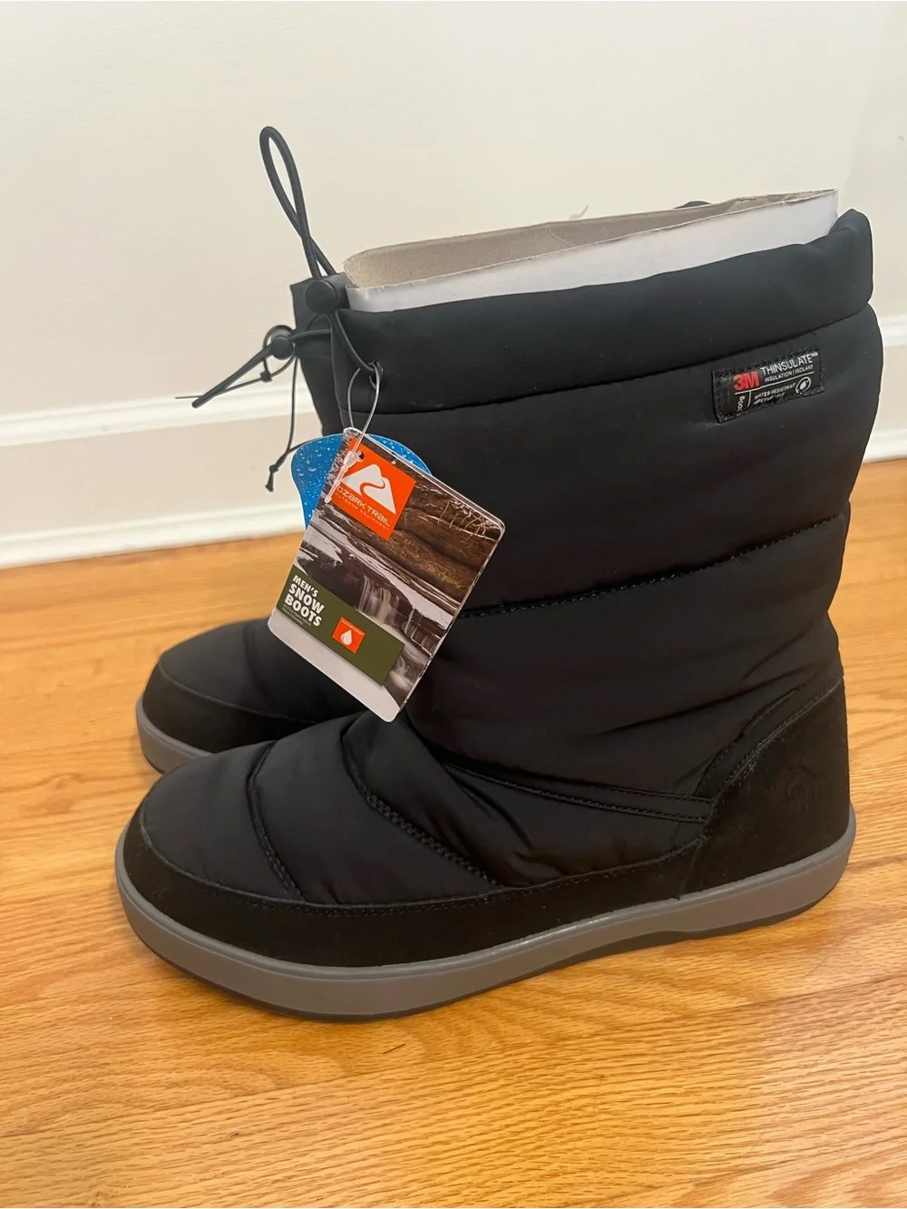 Ozark Trail men's puffer snow boots feature 3M Thinsulate